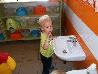 kliknij.